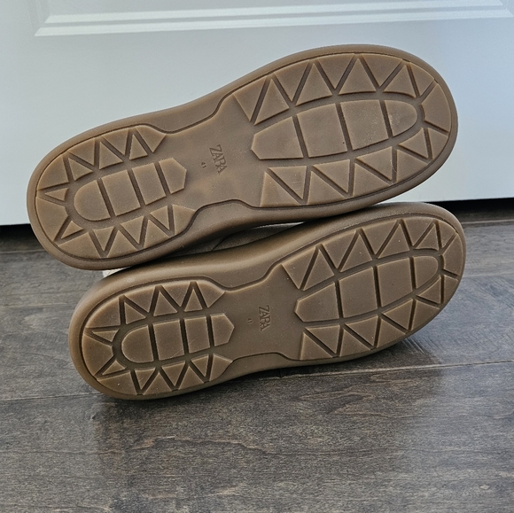 New Zara Tan Winter Booties with Knit Collar Sz 10 - Picture 8 of 9